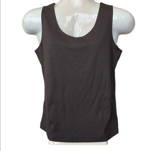 Chicos Green Classic contemporary tank in Deep Forest Green, Size 2